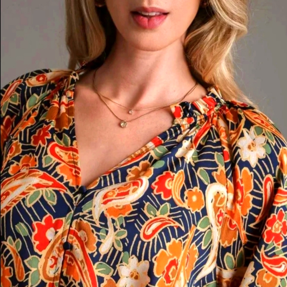 Nwt. Umgee Floral Paisley Print Women's Top